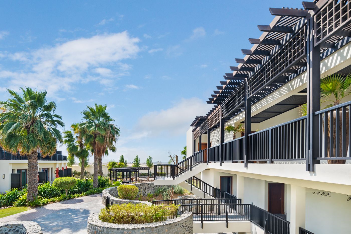 JA-Palm-Tree-Court-General-view-8