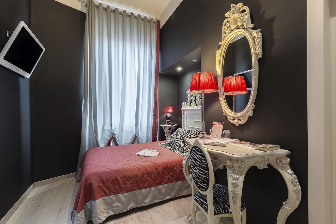 Columbia-Charming-Spa-Room-35