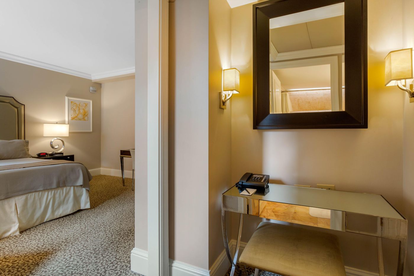 Omni-Berkshire-Place-Room-43