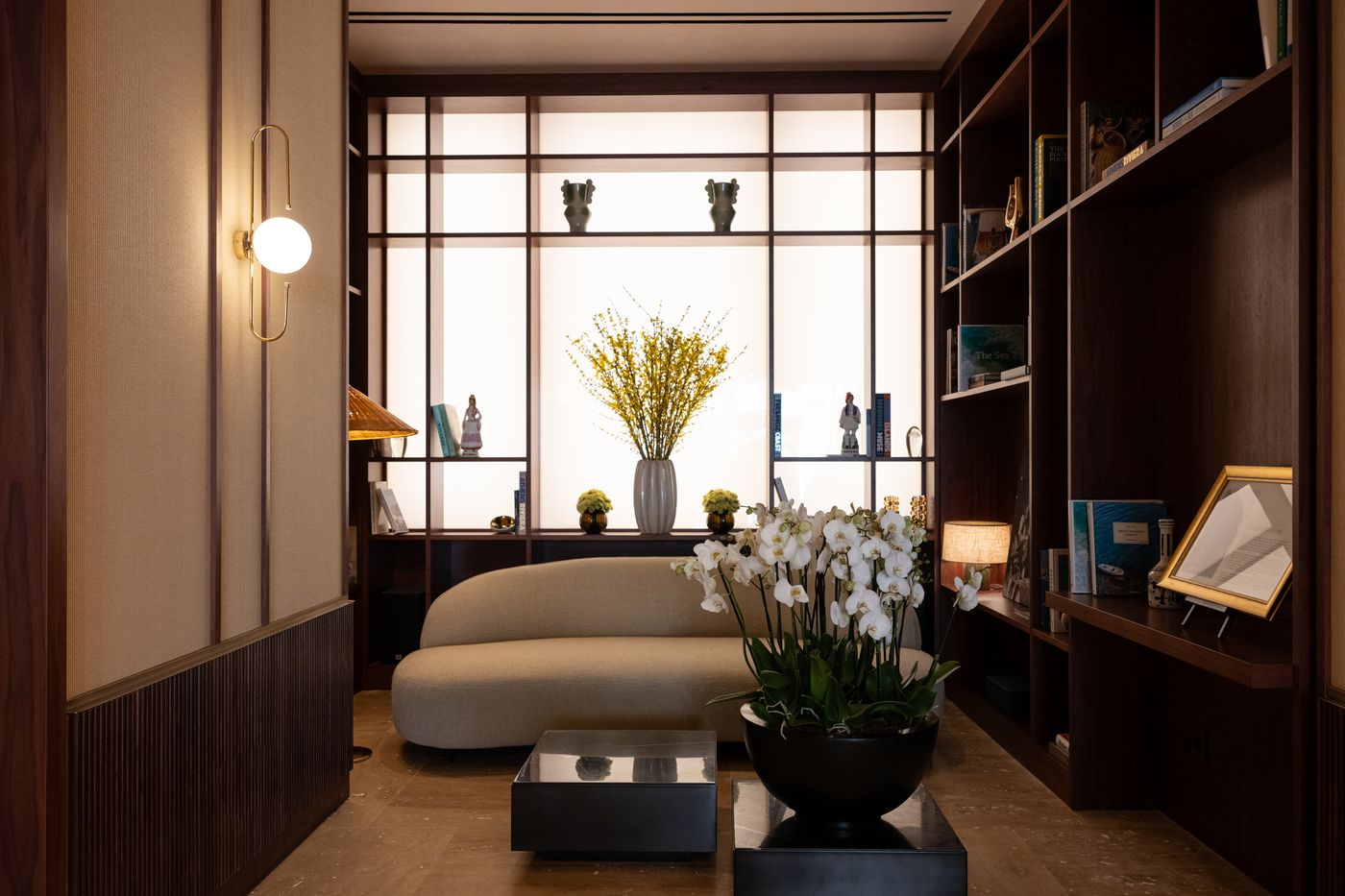 Mitsis N'u Piraeus Port