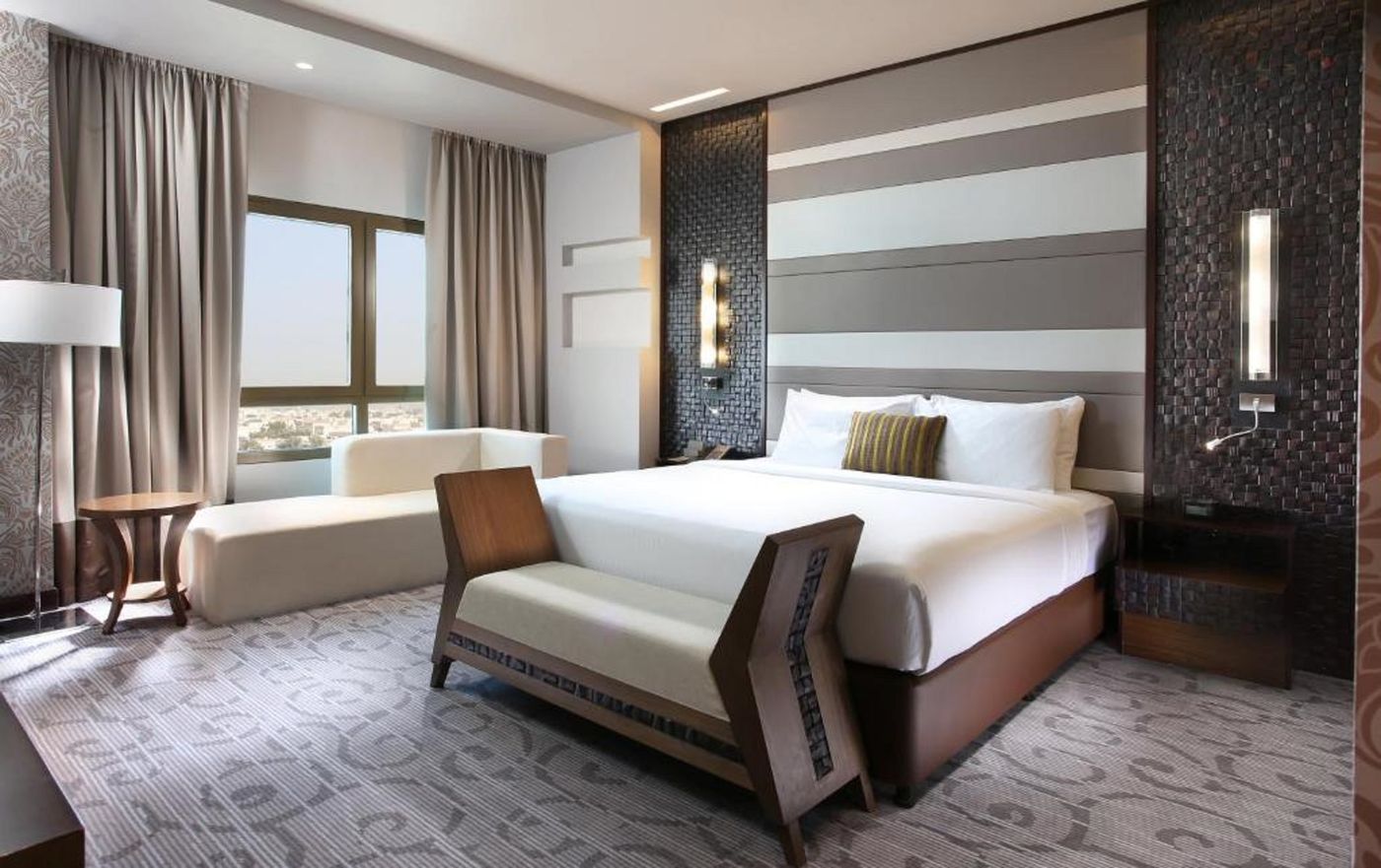 Metropolitan-Hotel-on-Sheikh-Zayed-Road-Dubai-Room-36