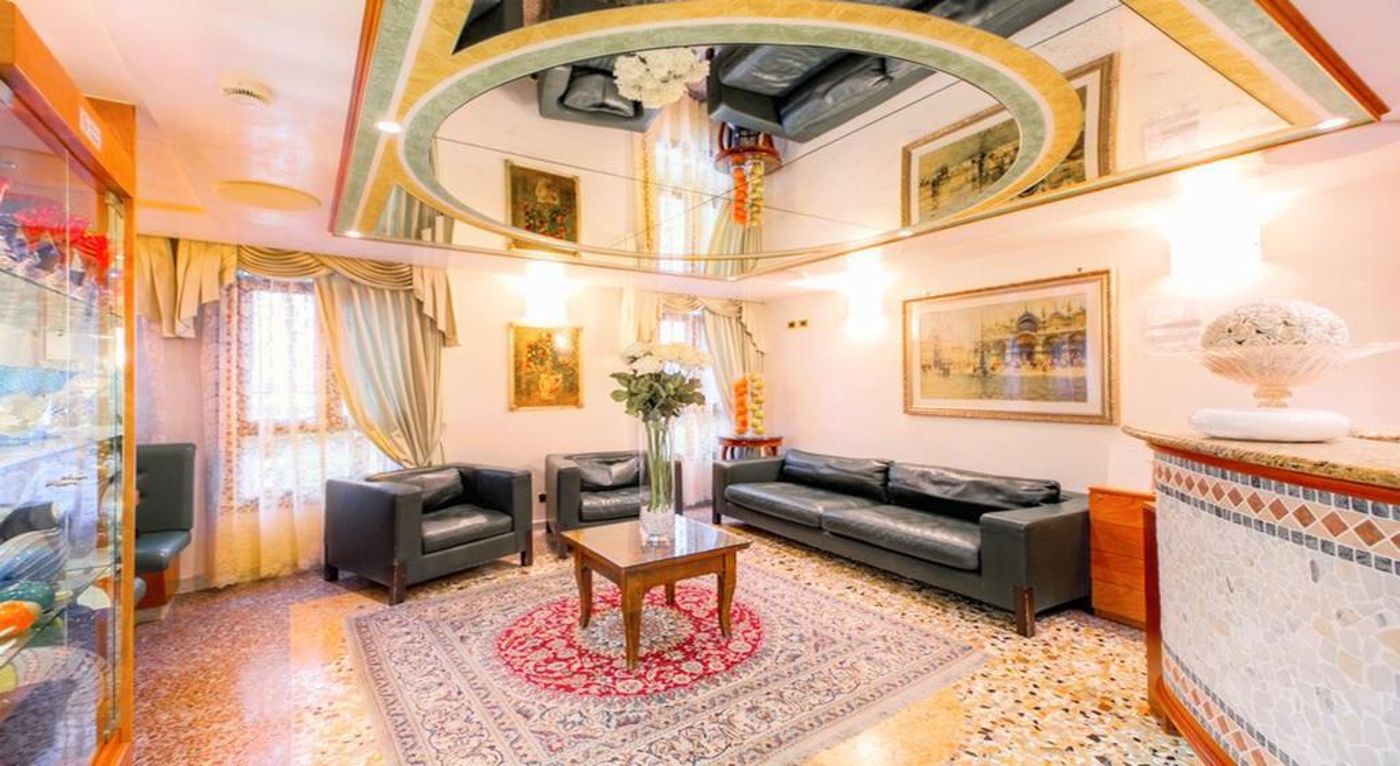 Antica-Casa-Carettoni-General-view-7