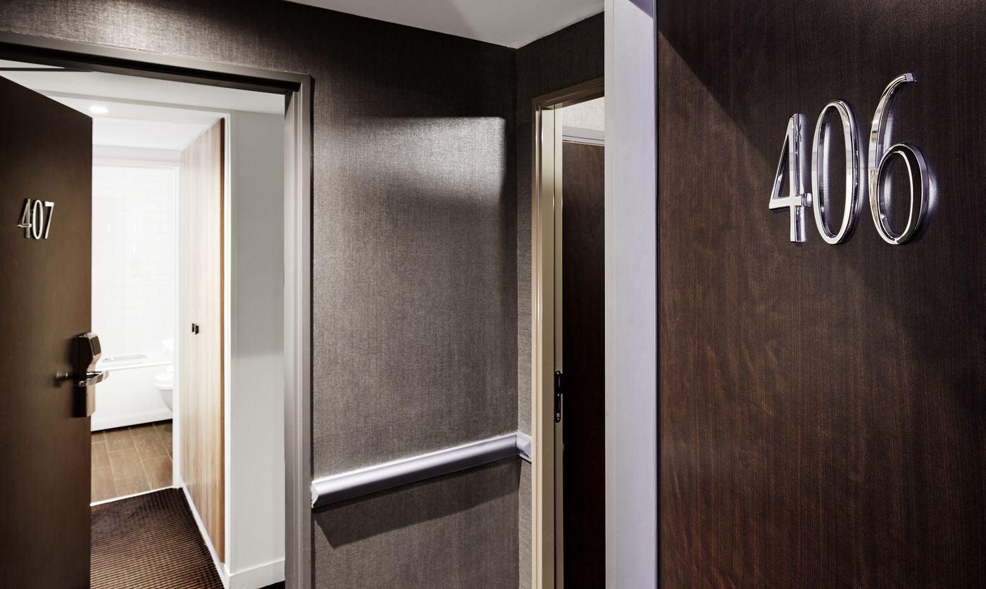 Plaza-Tour-Eiffel-Room-35