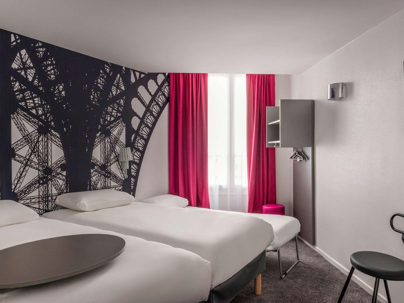 Ibis-Styles-Paris-Cambronne-Room-27