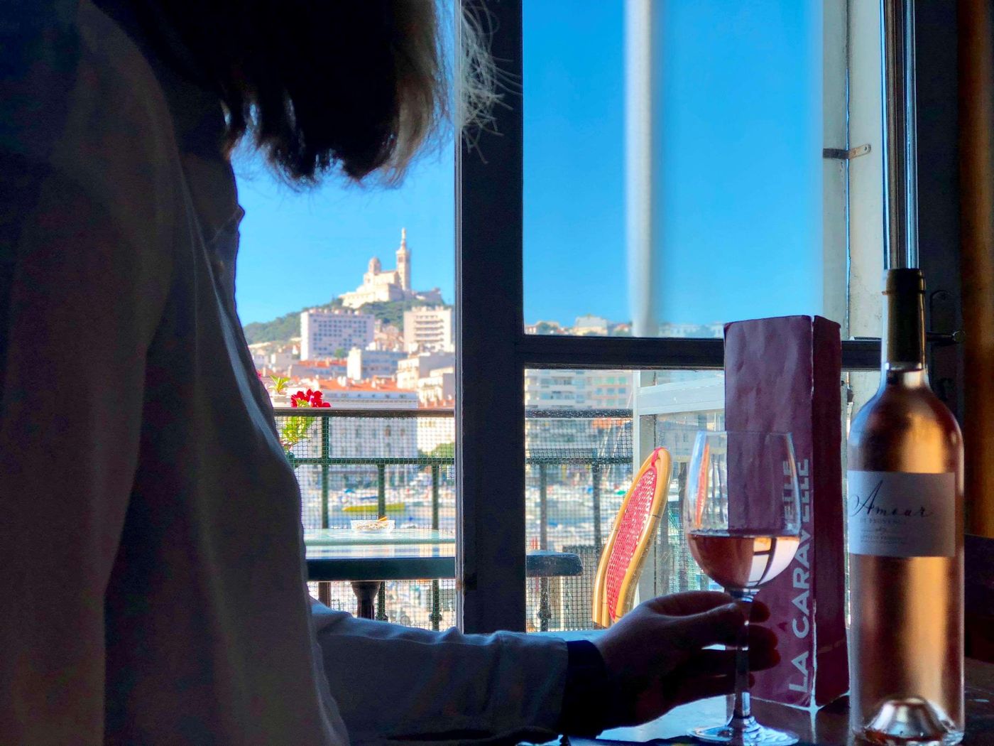 Belle-Vue-France-MARSEILLE-Room-10