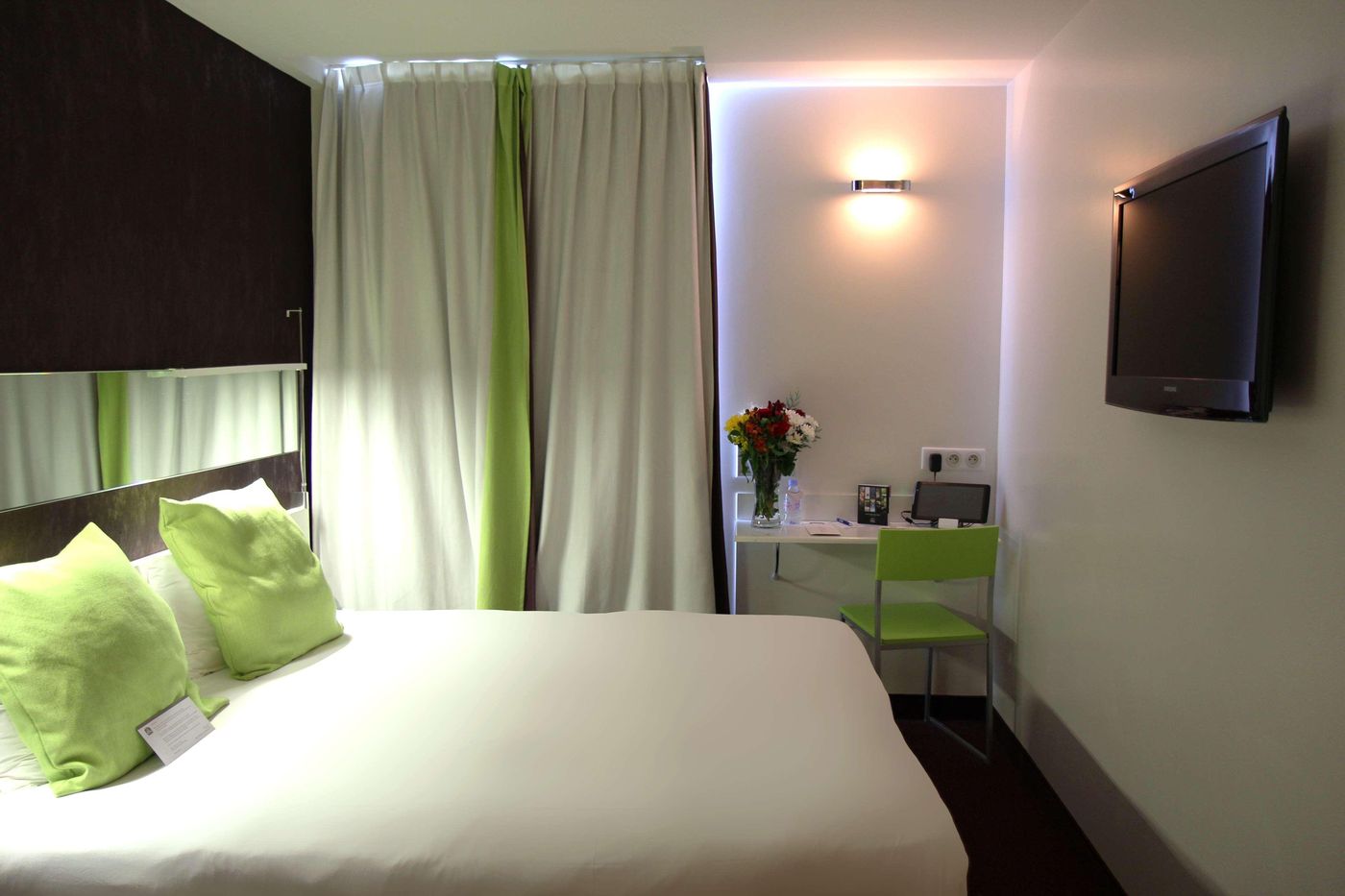 Best-Western-Hotel-Le-Montparnasse-Room-24