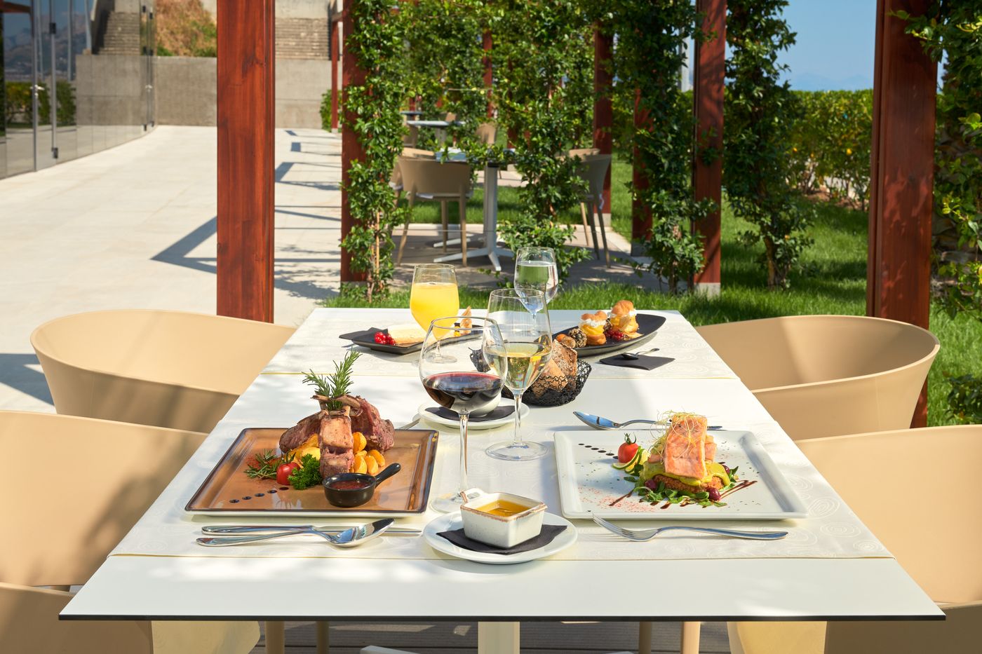 Amphora-Restaurant-64