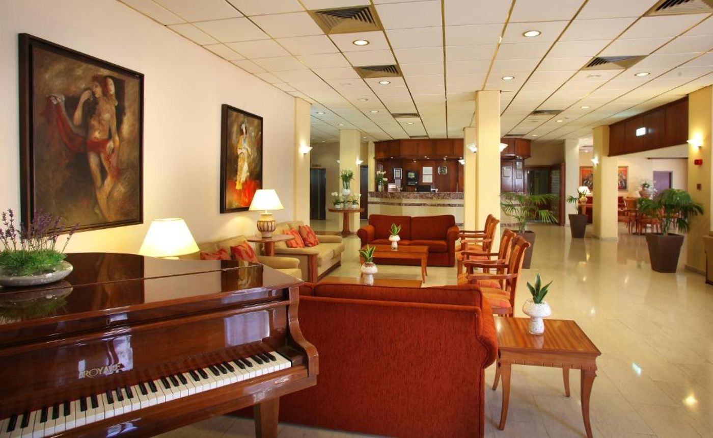 Kapetanios-Odyssia-Lobby-25