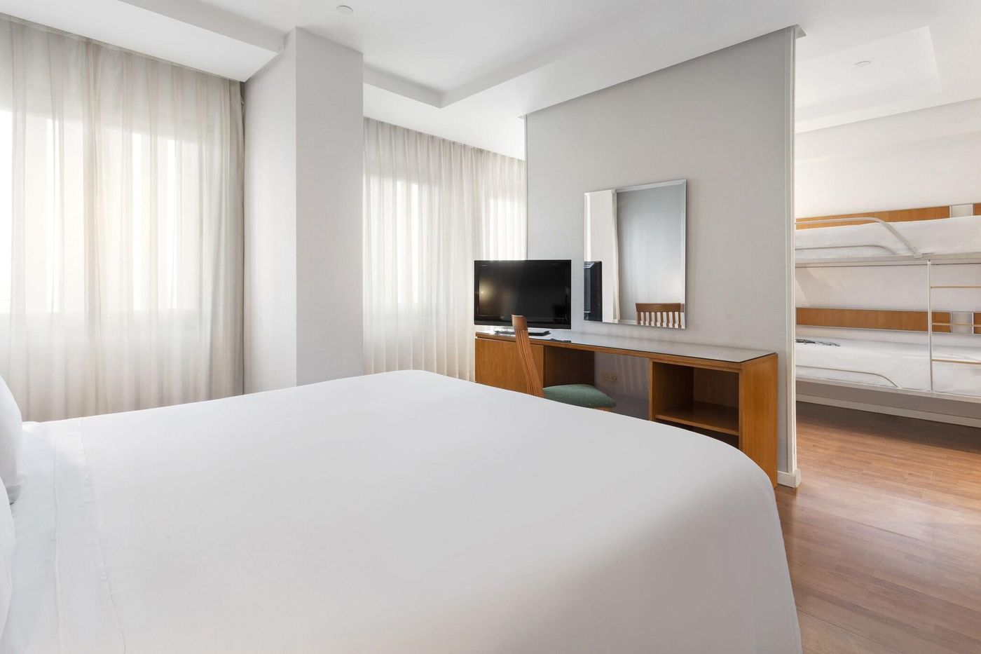 TRYP-Madrid-Chamartin-Hotel-Room-23