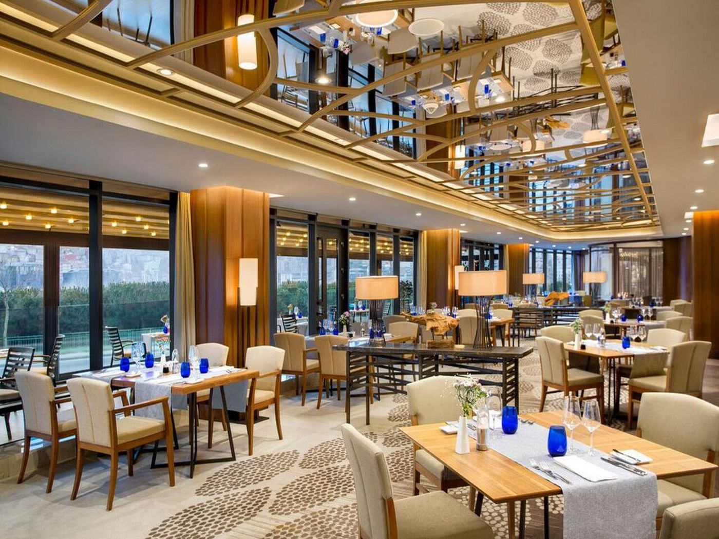 Movenpick-Hotel-Istanbul-Golden-Horn-Restaurant-17