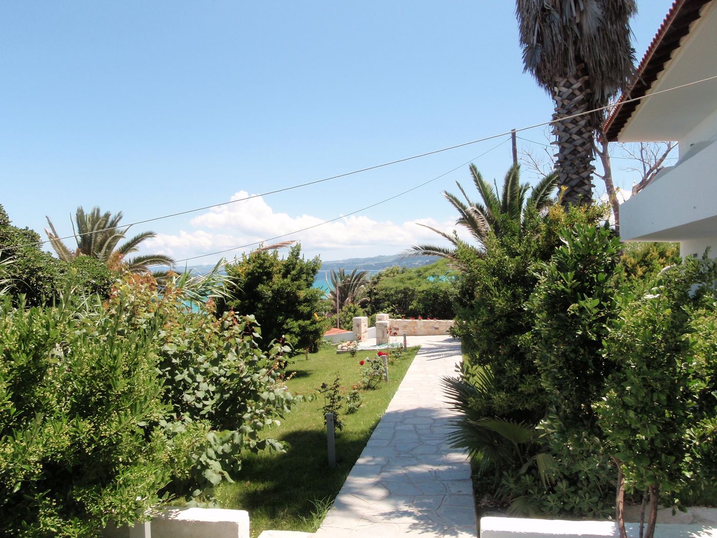 White-Suites-General-view-13