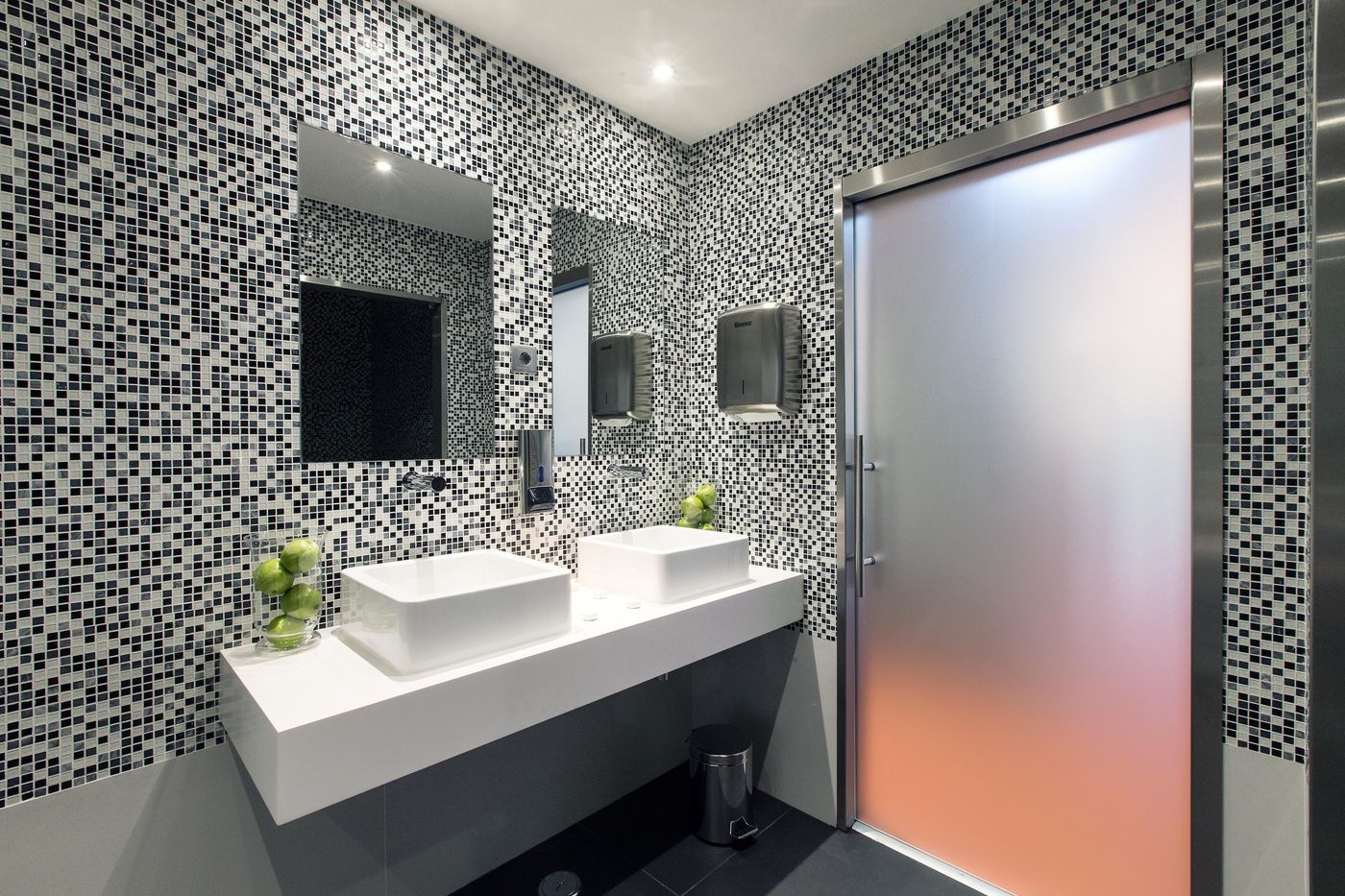 SANA-Metropolitan-Sports-and-Entertainment-30