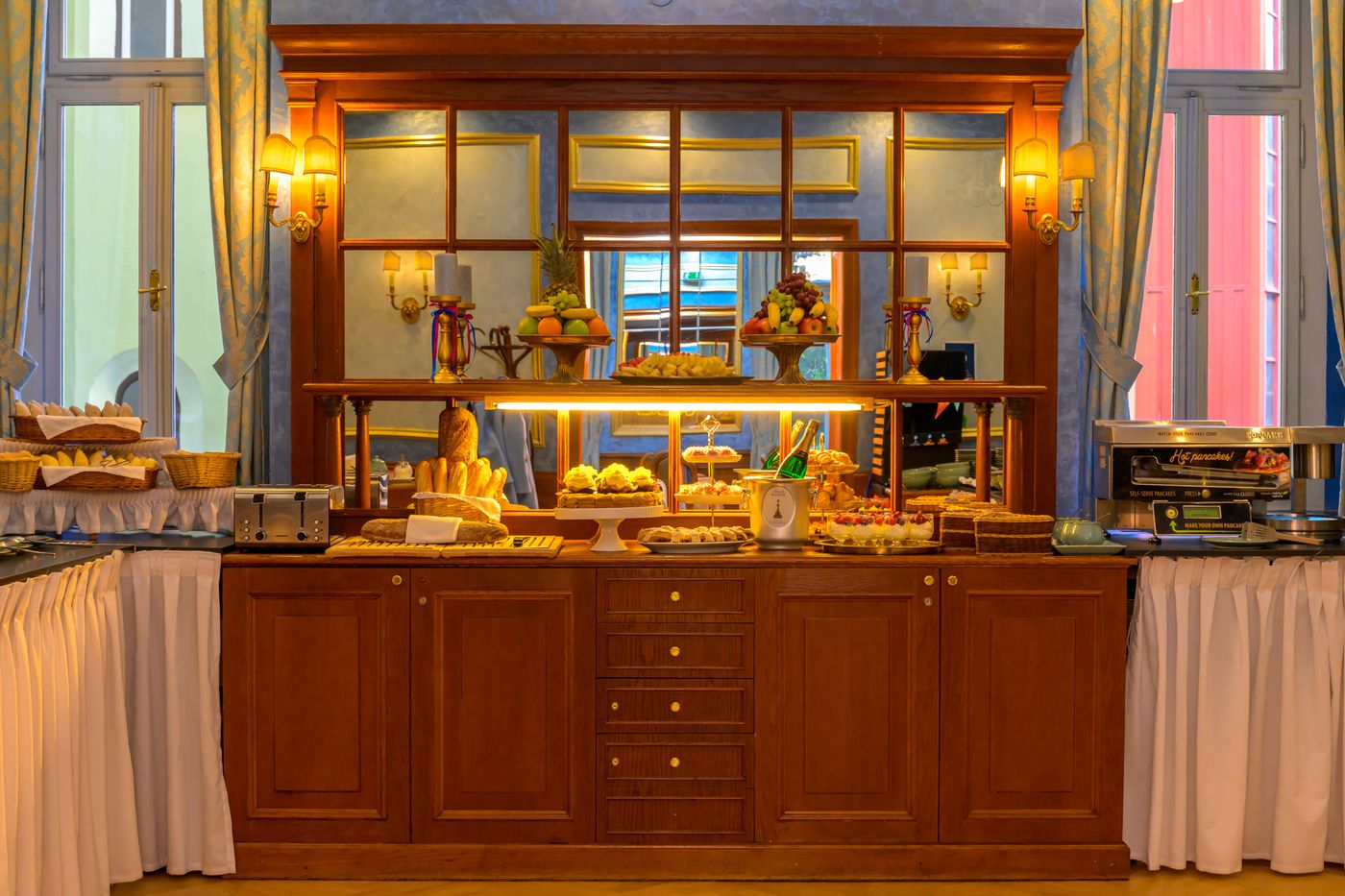 Hotel-Kinsky-Fountain-Restaurant-48