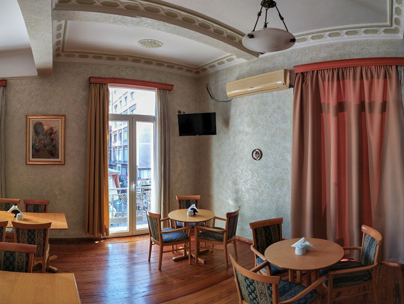 Cecil-Hotel-Athens-Restaurant-18