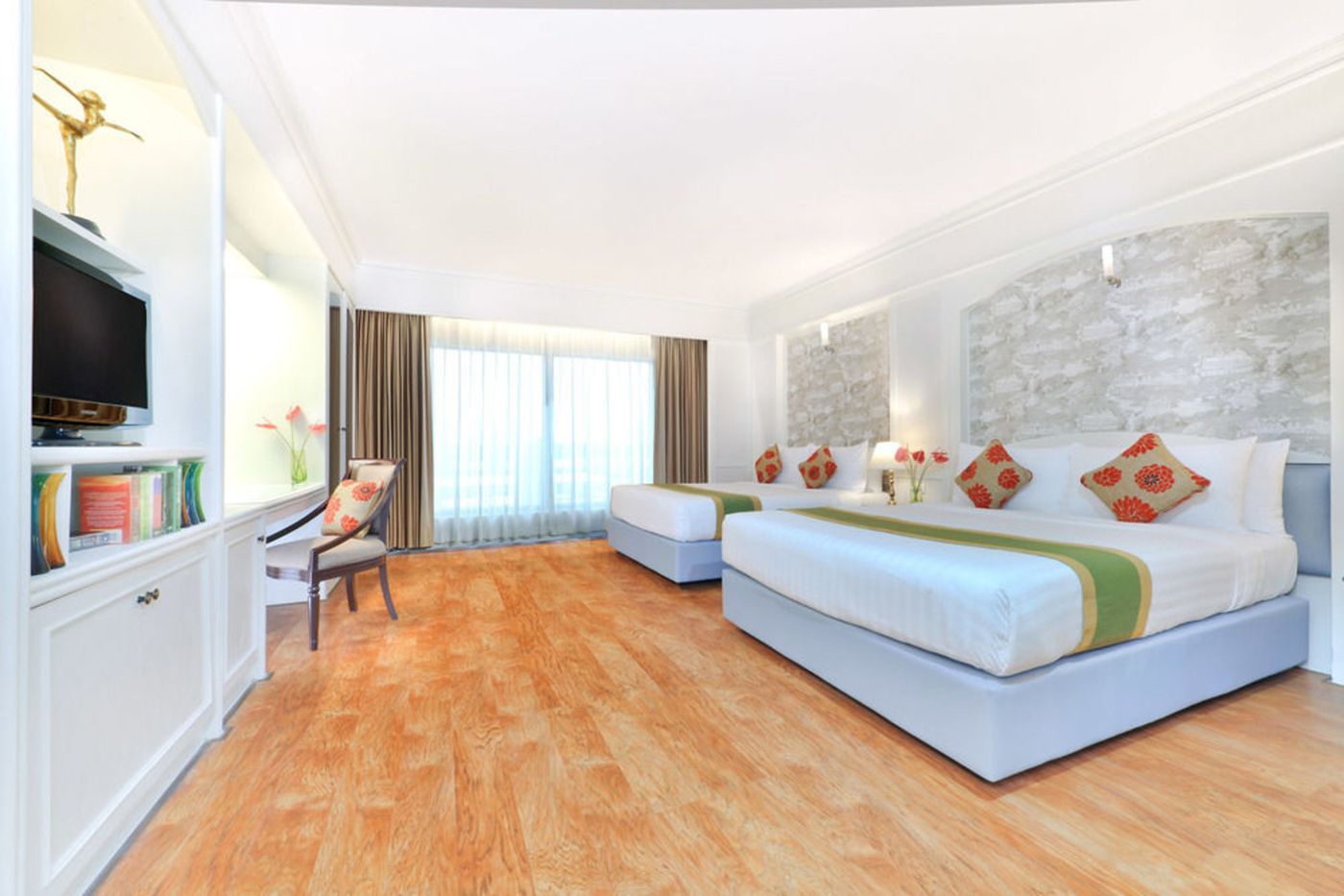 Centre-Point-Plus-Hotel-Pratunam-Room-37