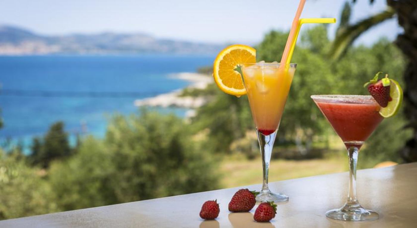 Metaxatos-Apartments-Bar-81