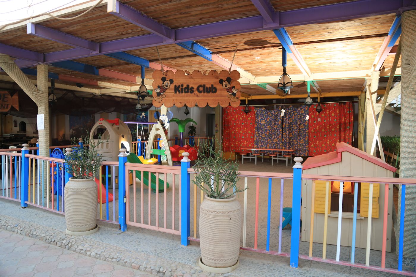 Minamark Beach Resort Hotel