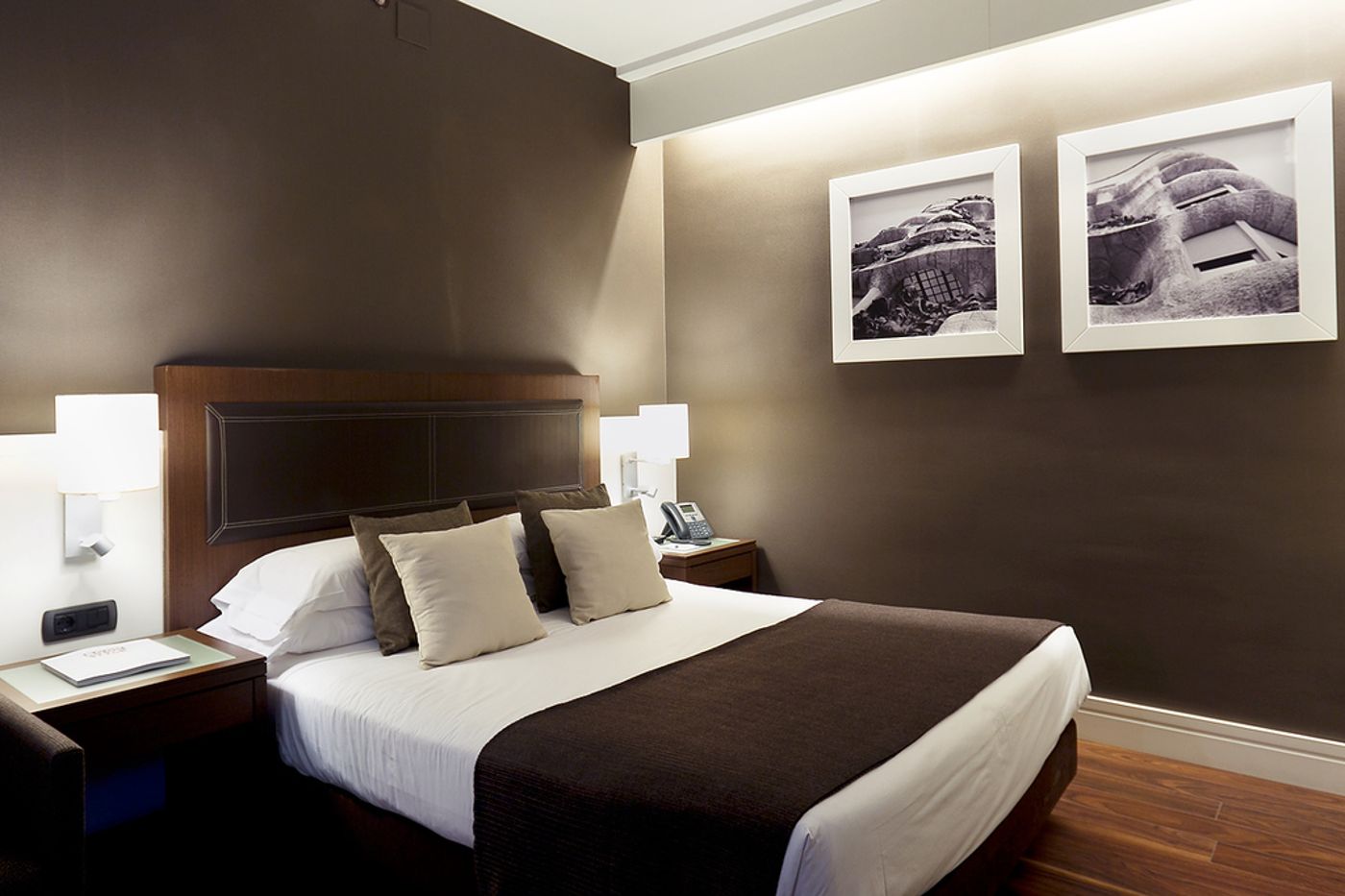 Royal Ramblas-Spain-BARCELONA-Room-2