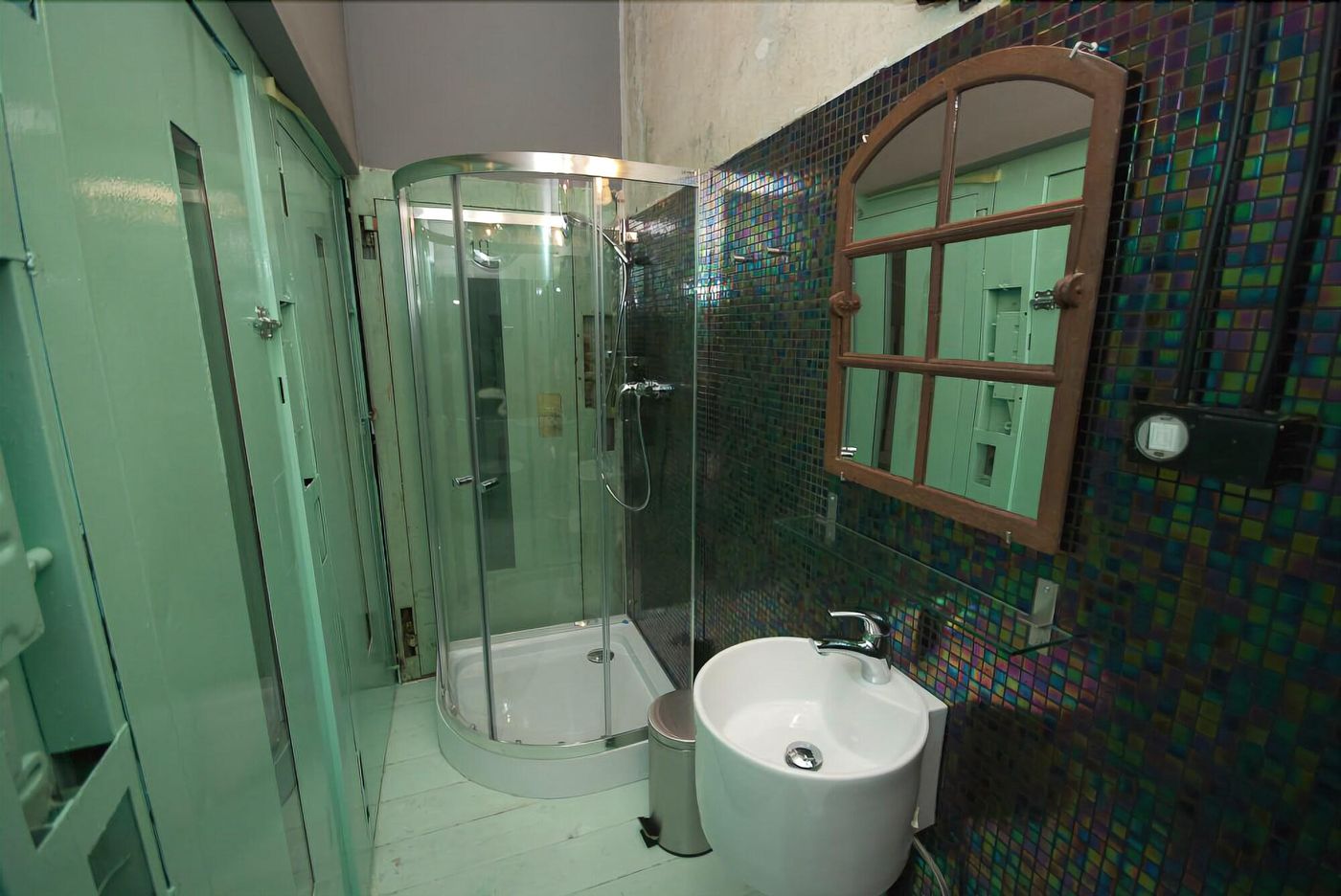 Sen-Pszczoly-Loft-Hotel-Room-36