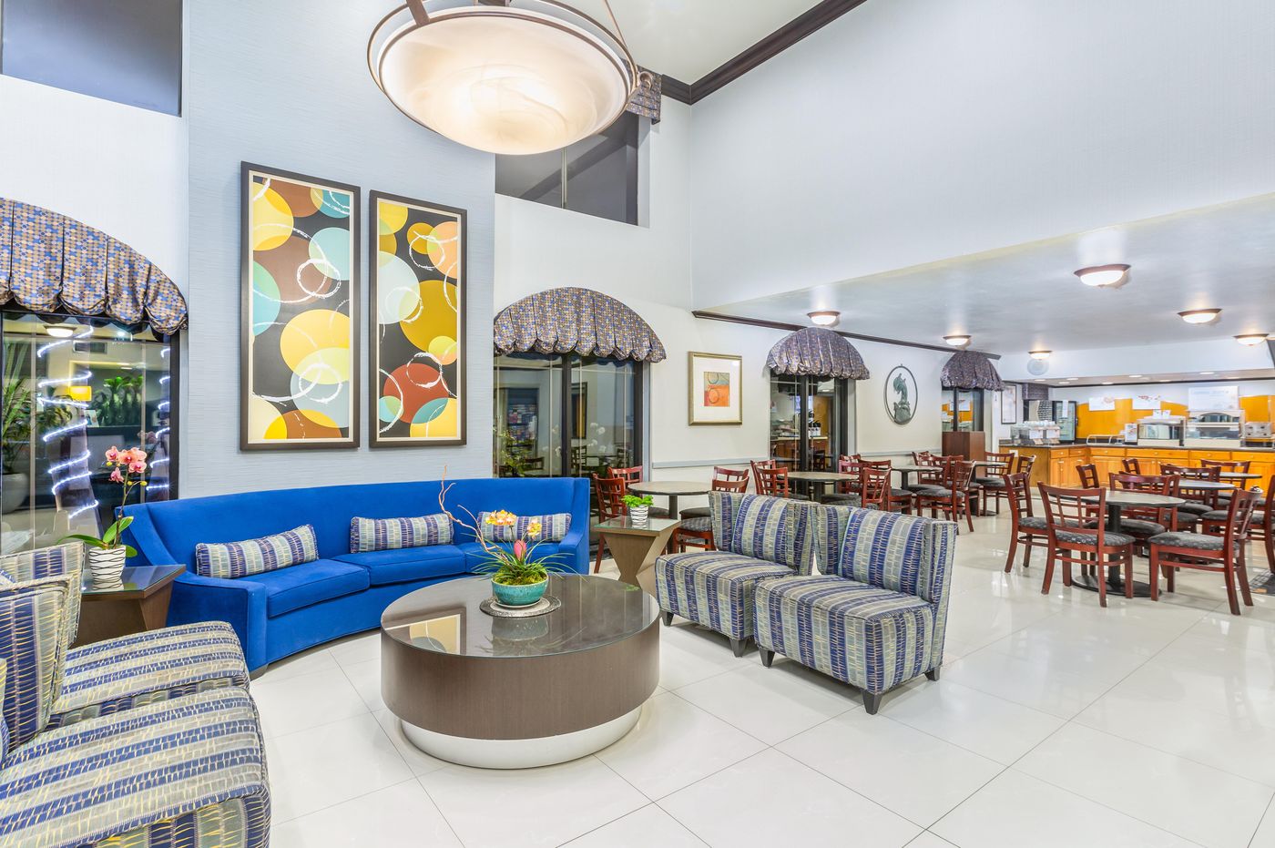 Holiday Inn Express San Diego- Sea World - United States - SAN DIEGO - Lobby - 6