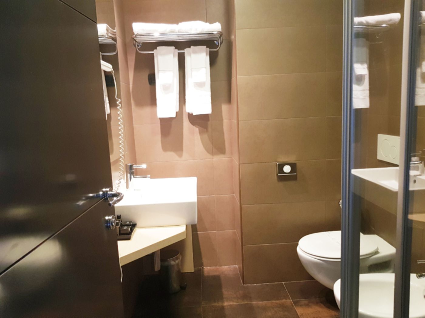 Axolute Comfort Hotel - Cantu-Italy-Cantù CO-Room-4