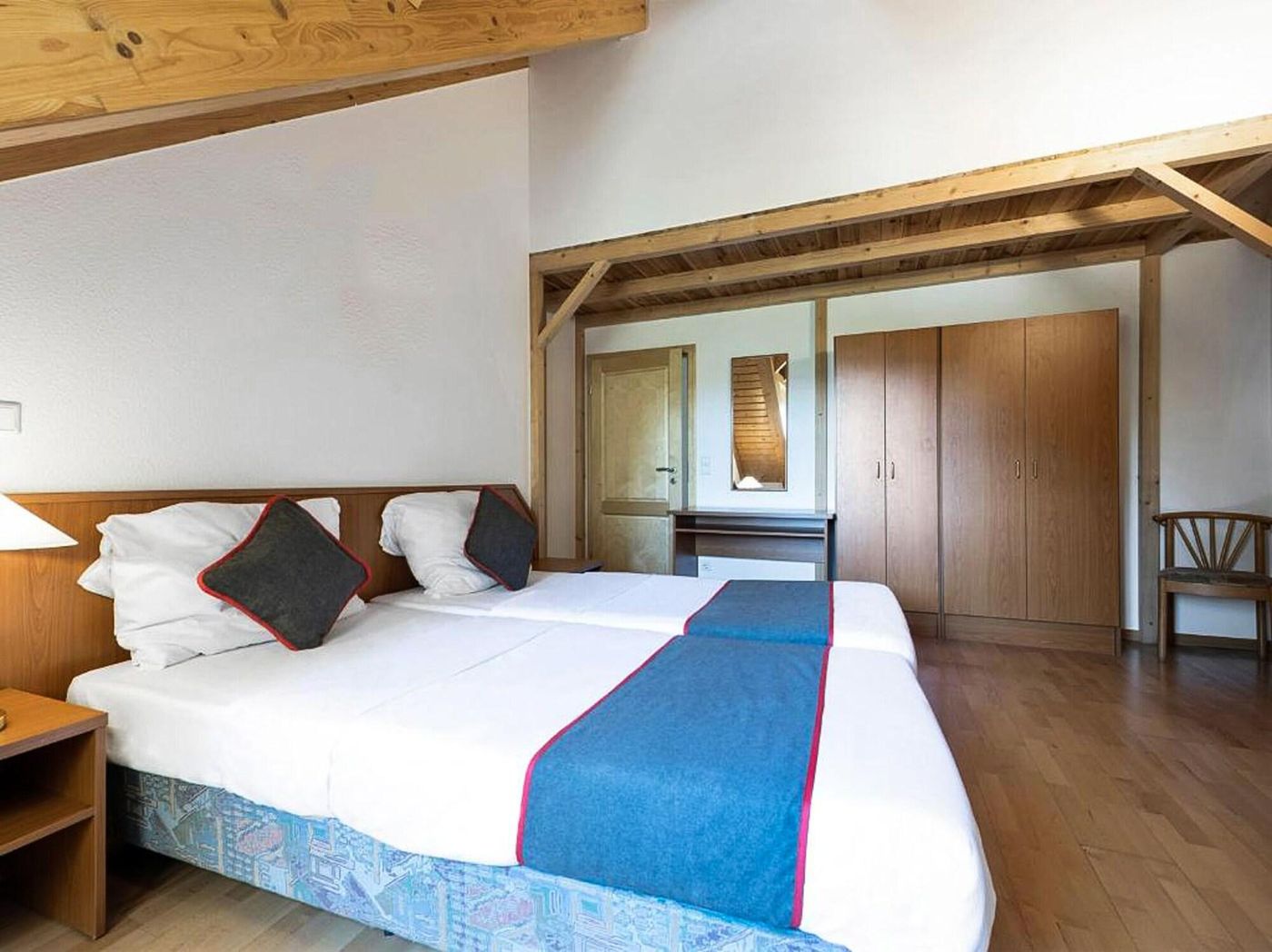 Hotel-Bohemia-By-Vivere-Stays-Room-15