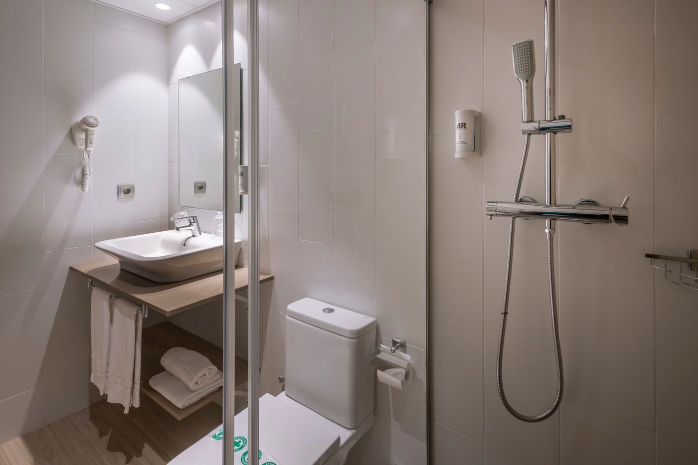 4R-Gran-Europe-Room-22