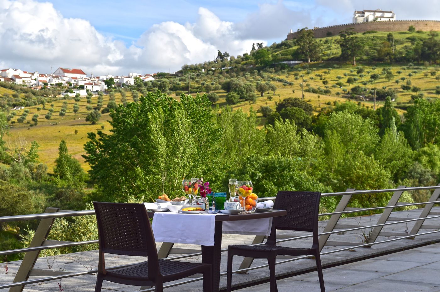 Pousada-Convento-de-Arraiolos-Terrace-28