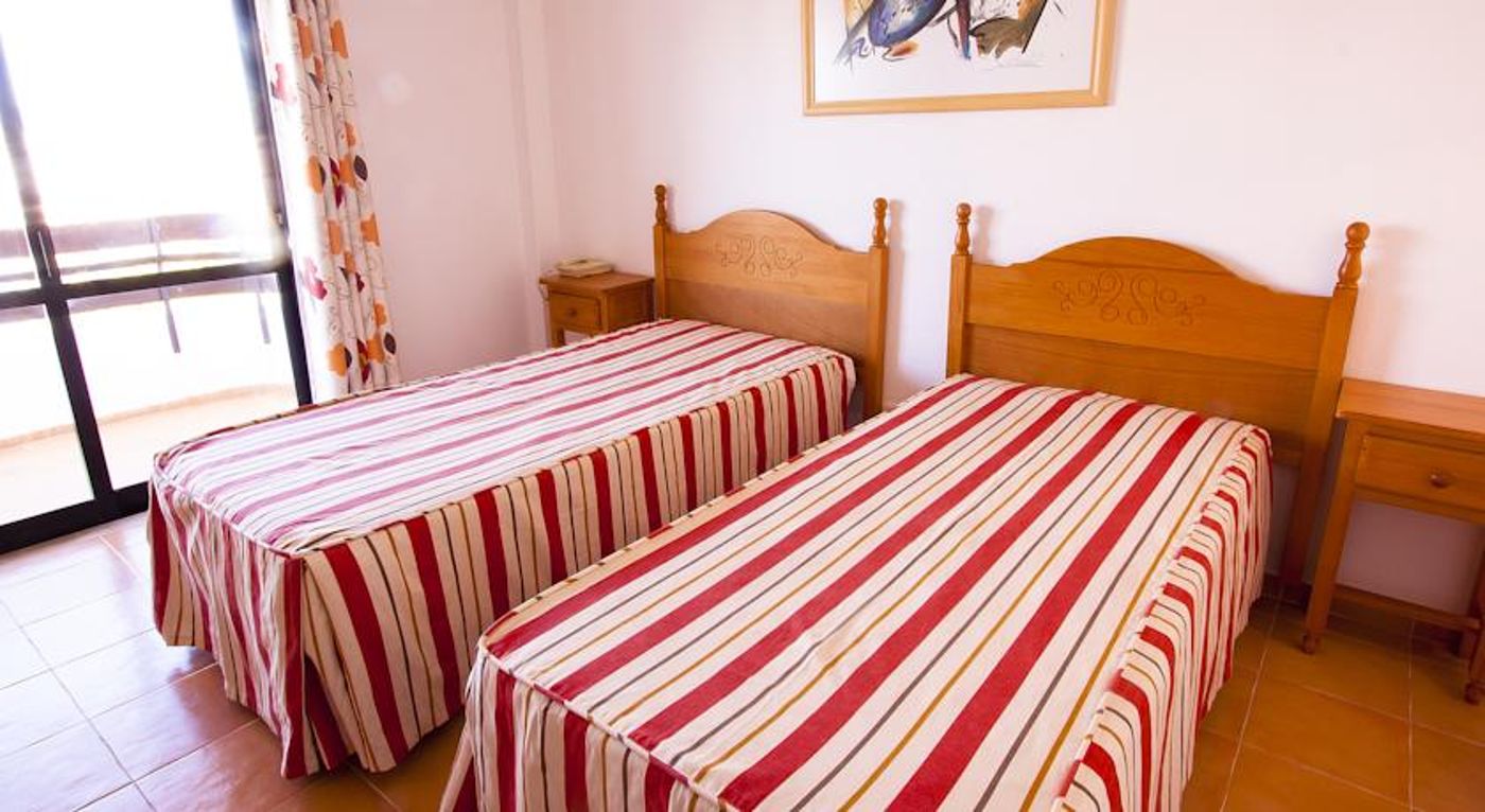 Mirachoro 3 Apartments