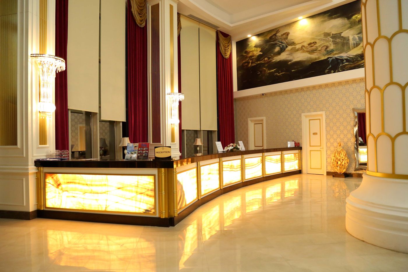 Jadore-Deluxe-Hotel---Spa-Lobby-46