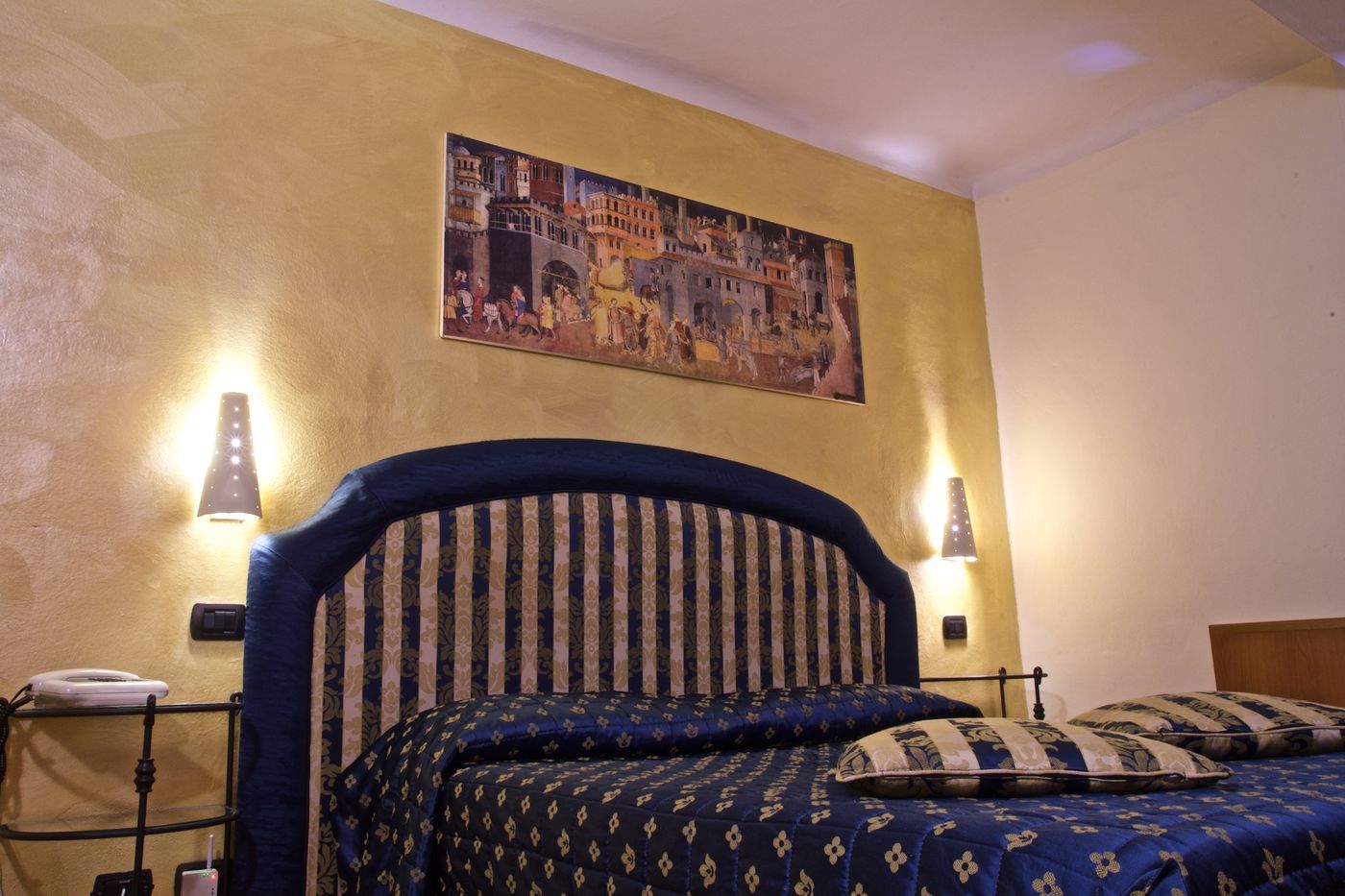 Hotel-La-Luna-Room-43