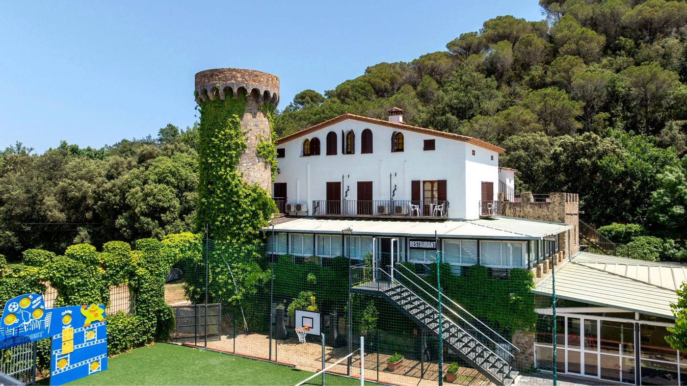 Medplaya-Sant-Eloi-Aparthotel-Pool-16