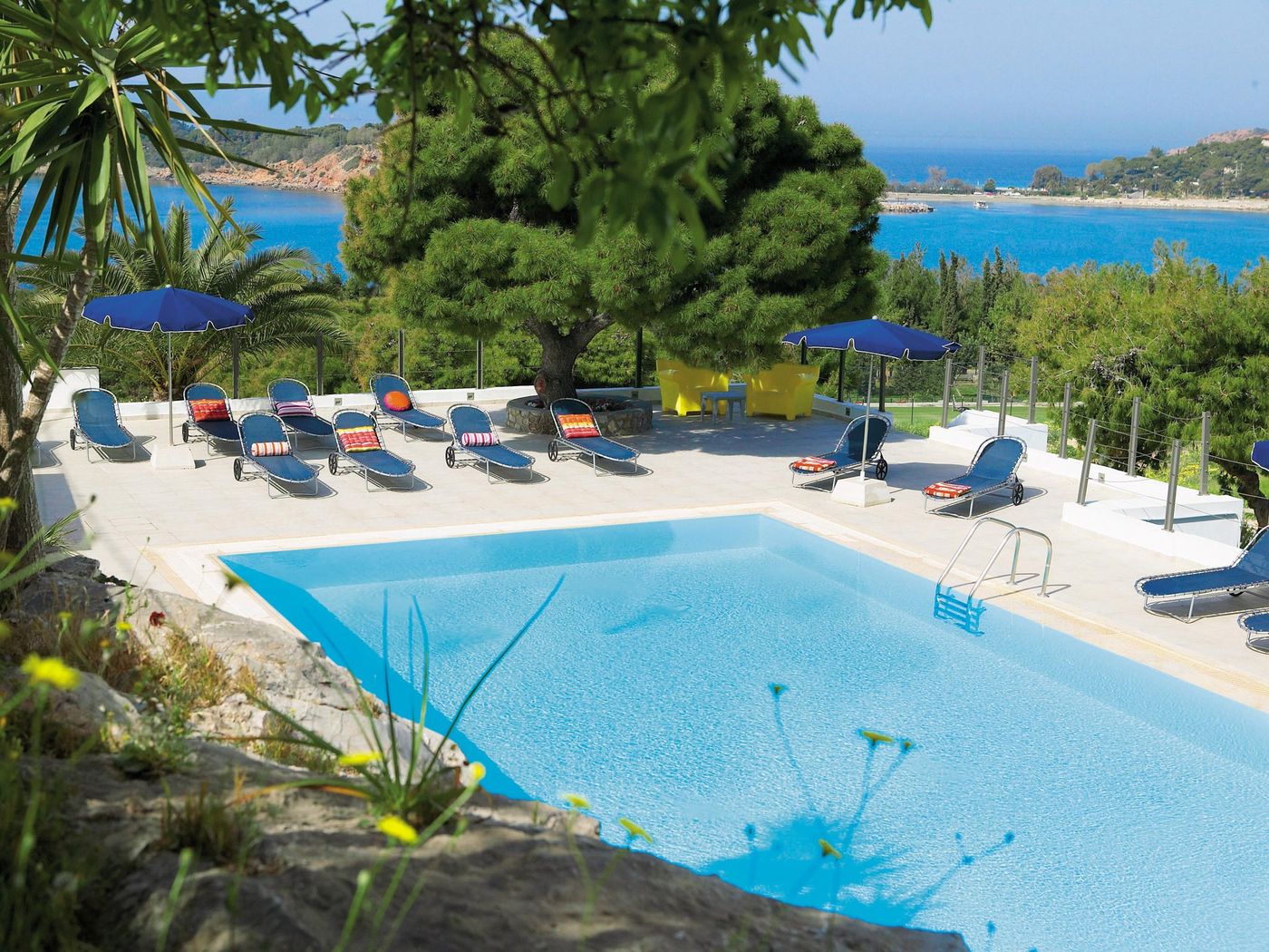 Vouliagmeni Suites
