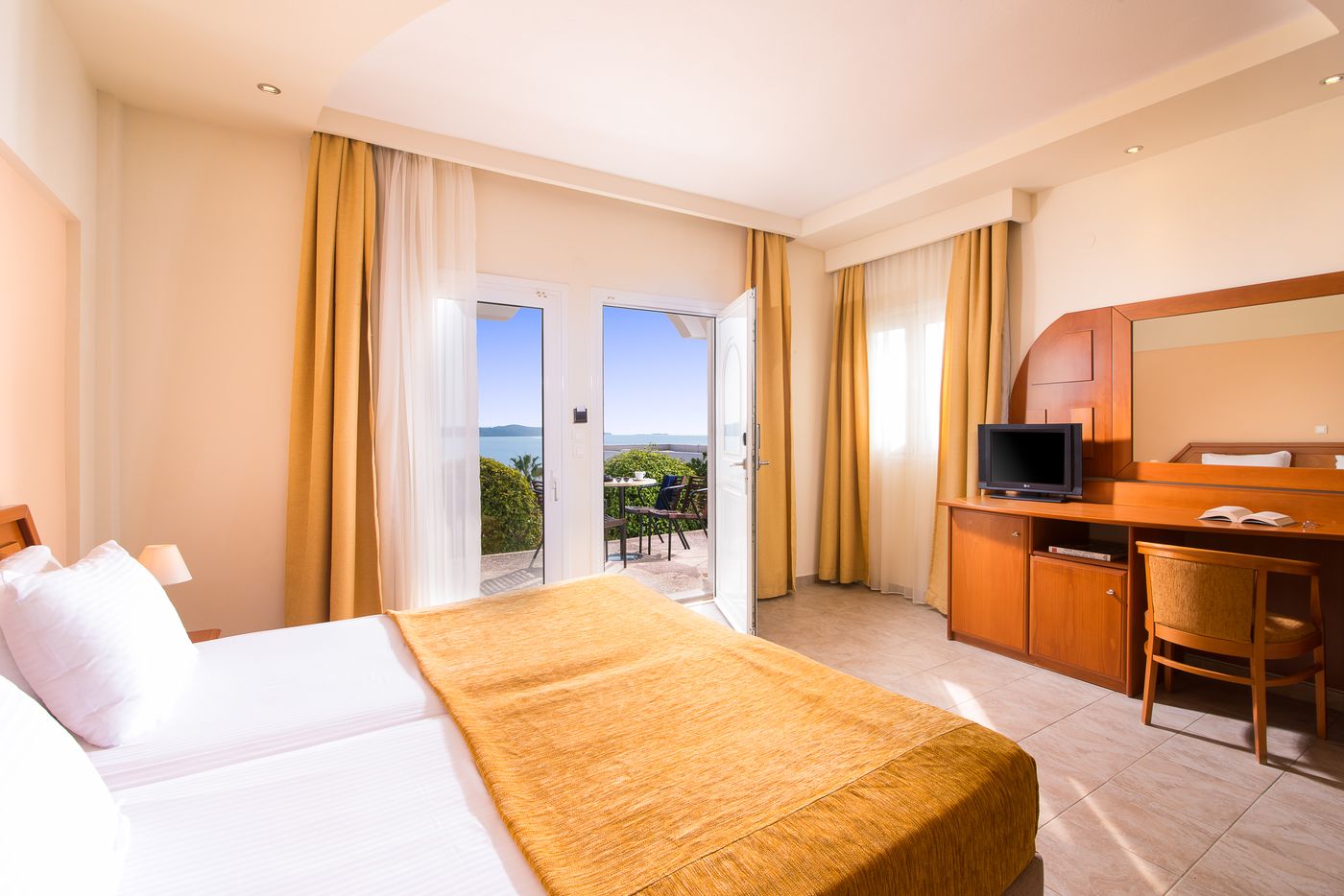 Alexandros-Palace-Hotel-Room-36
