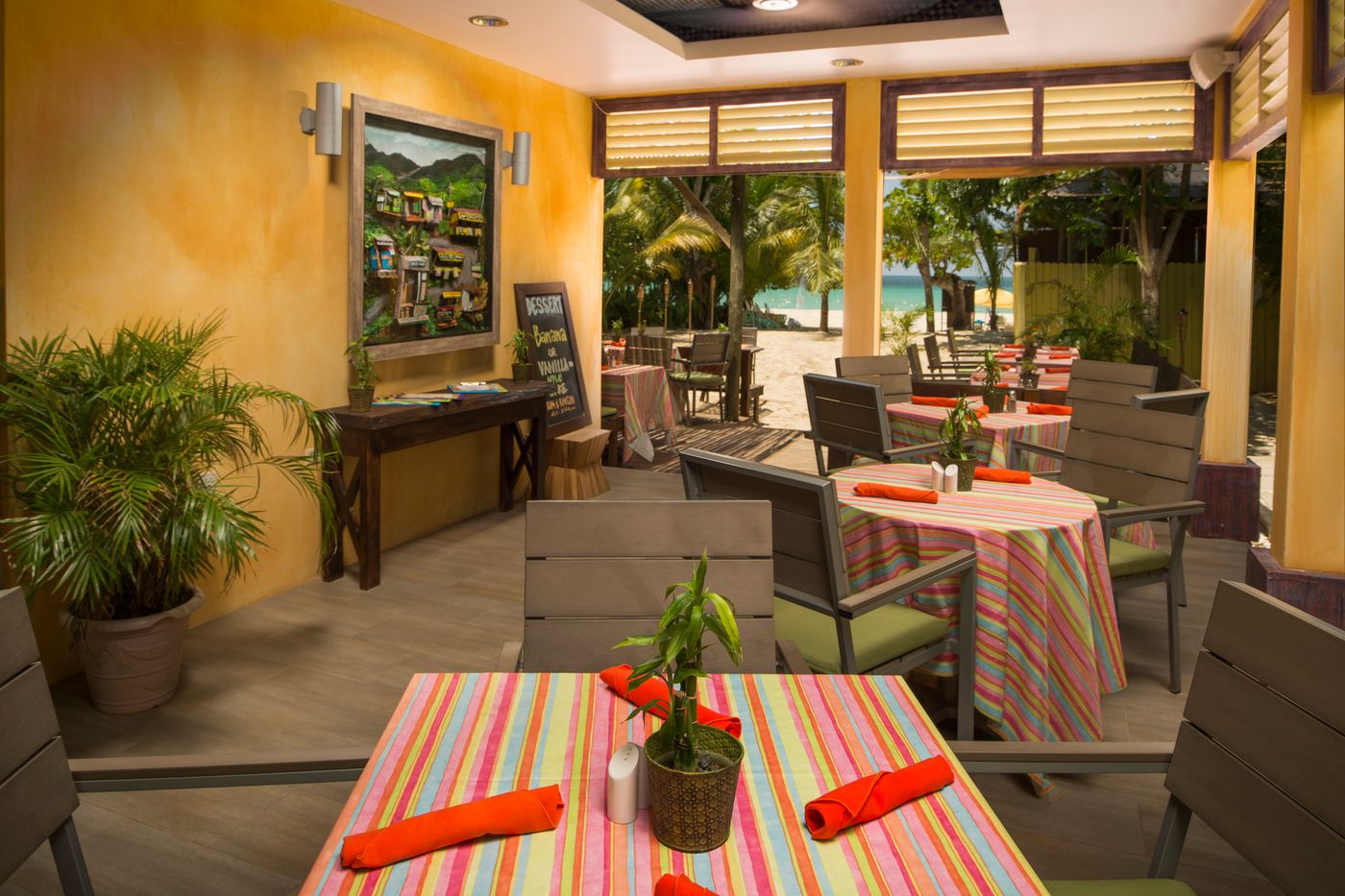 Country-Country-Hotel-Restaurant-26