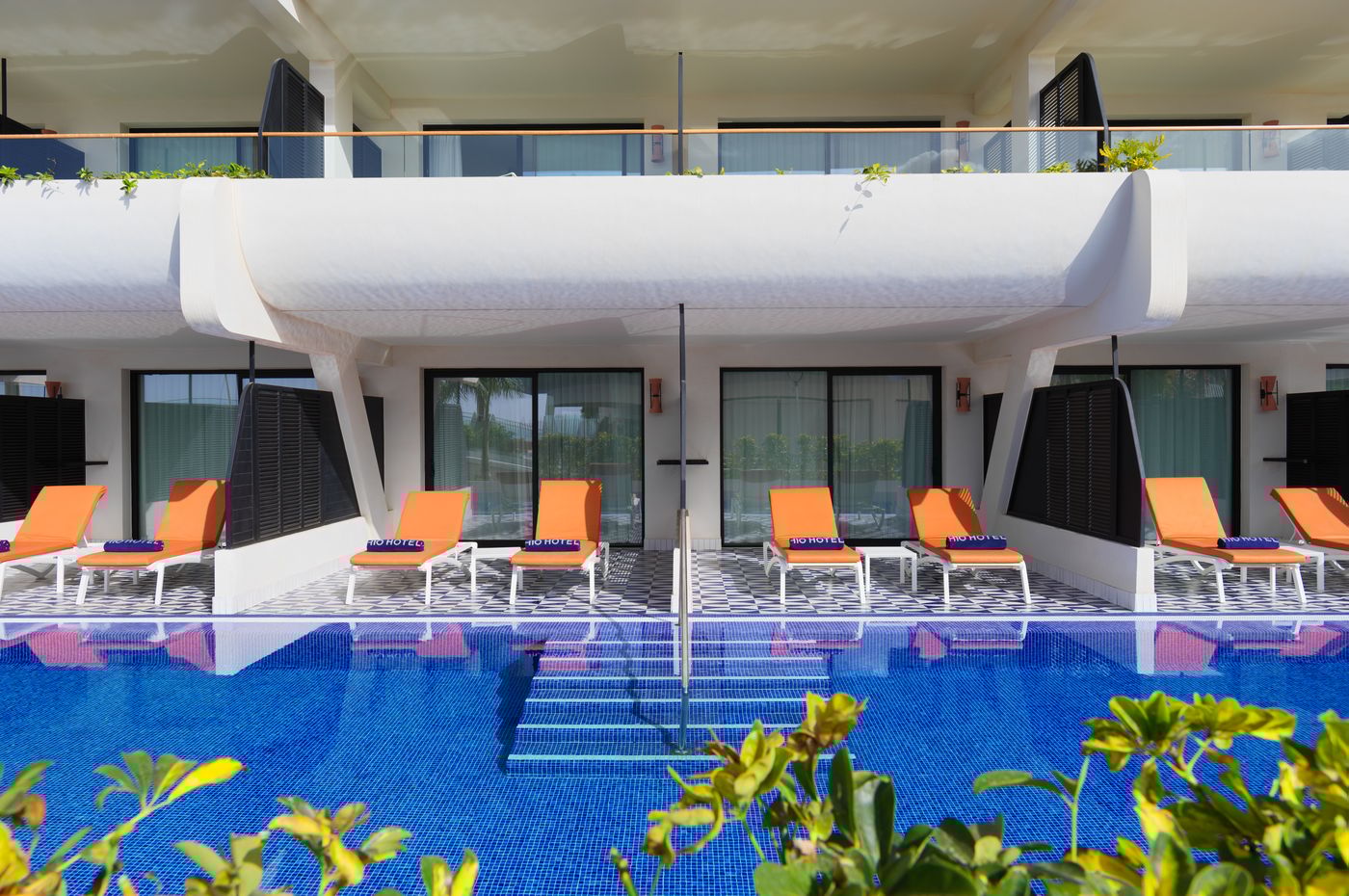 H10-Atlantic-Sunset-Horizons-Collection-Room-10