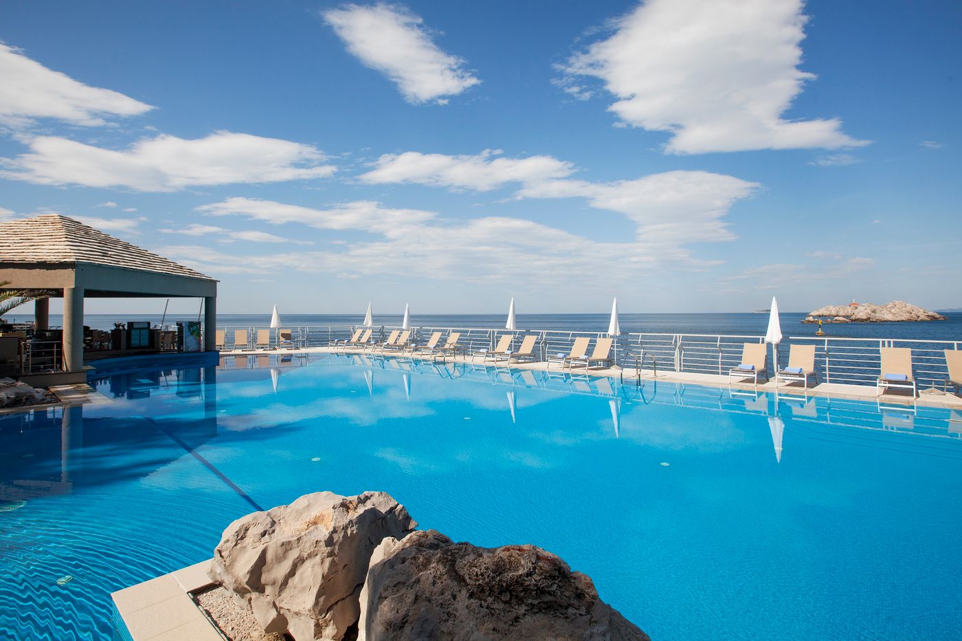 Dubrovnik-Palace-Pool-2