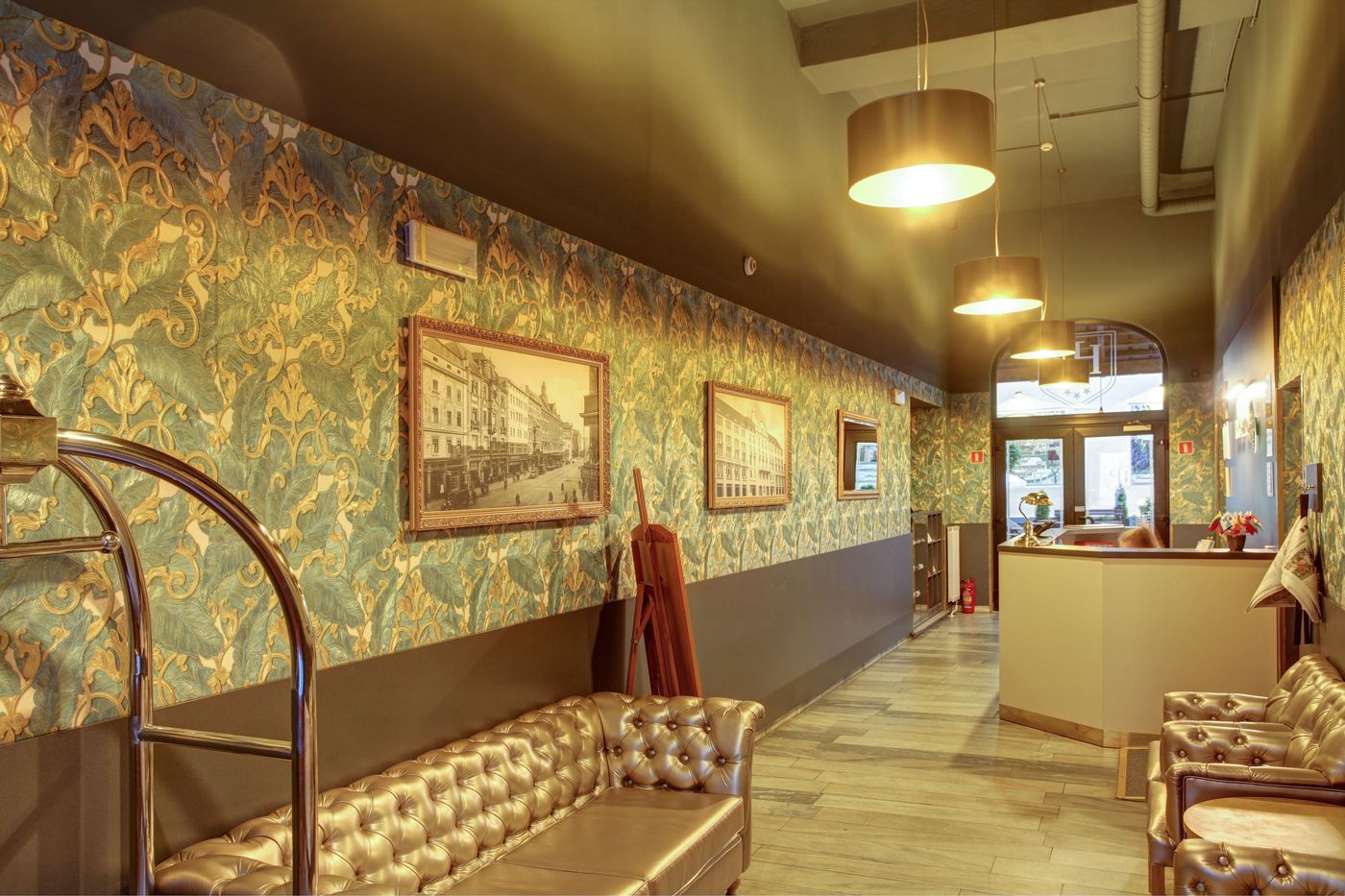 Polonia Wroclaw-Poland-WROCLAW-Lobby-7