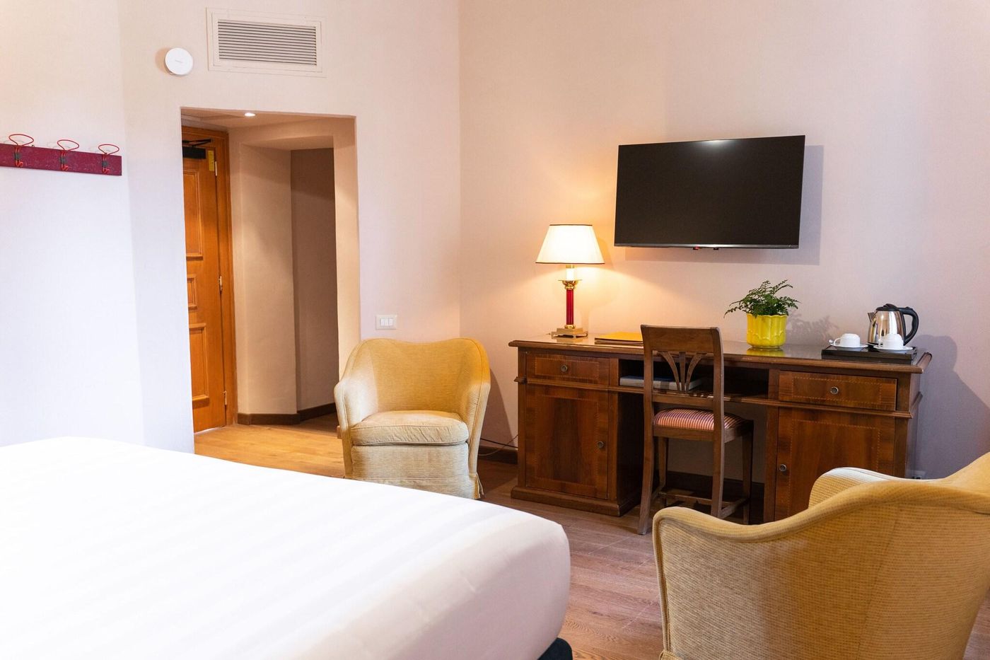 Certosa-di-Maggiano-Room-32