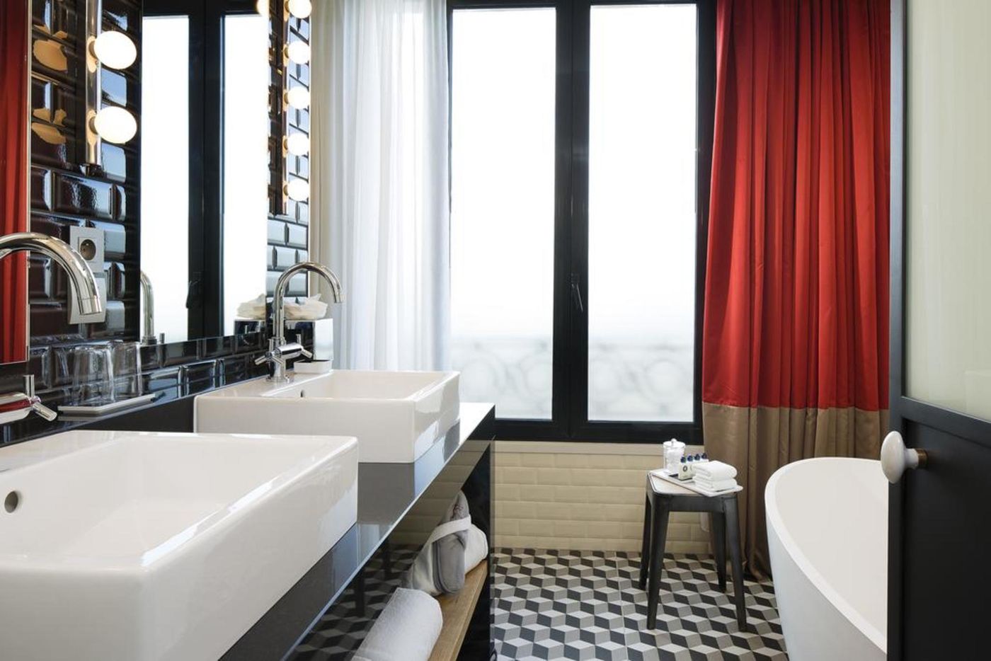 Terrass-Hotel-Montmartre-Room-48