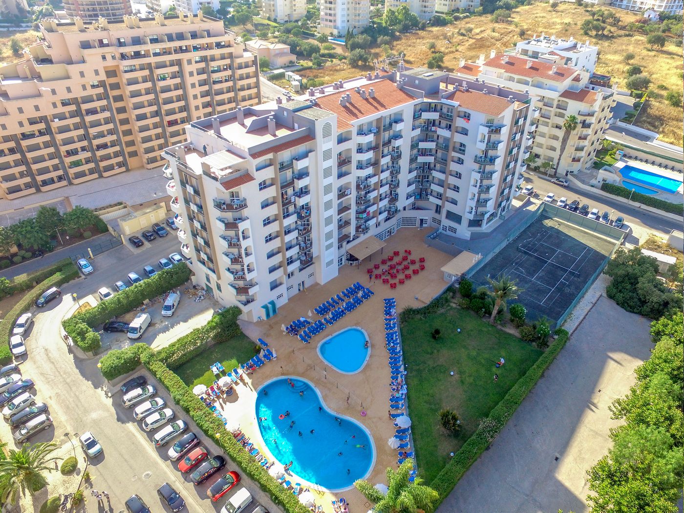 Flor-Da-Rocha-Apartments-General-view-8