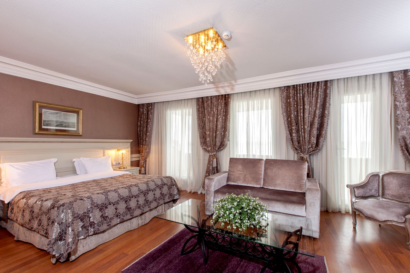 Ferman-Hotel-Room-32