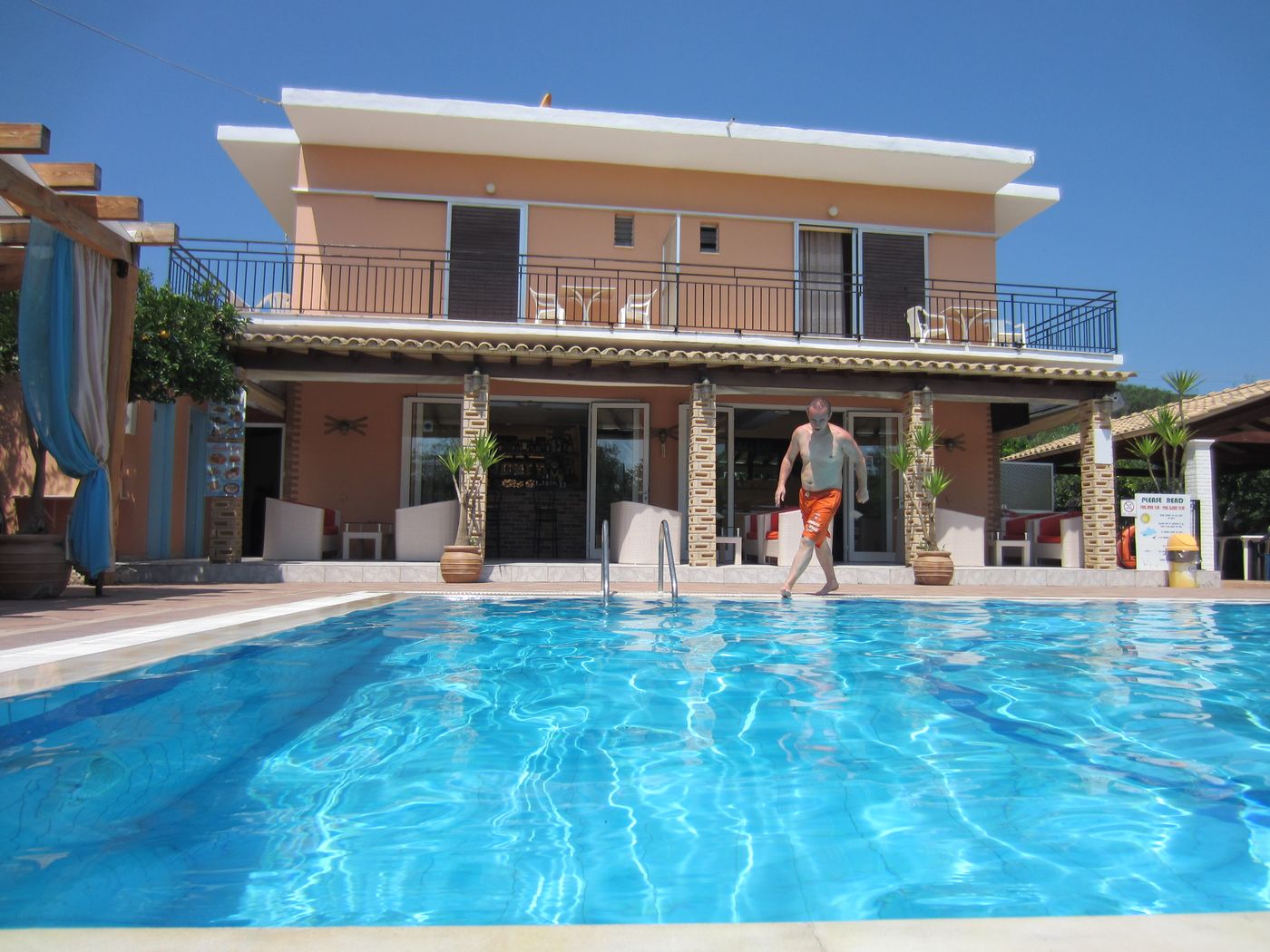 Makis-Apartments-Pool-8