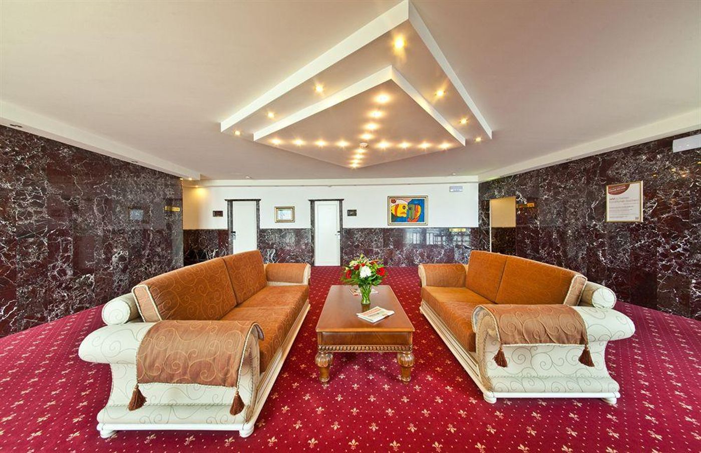 Hotel Unique Dortmund Hauptbahnhof-Germany-DORTMUND-Lobby-5