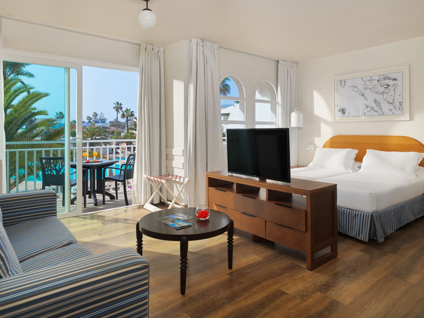 H10-Ocean-Suites-Room-20