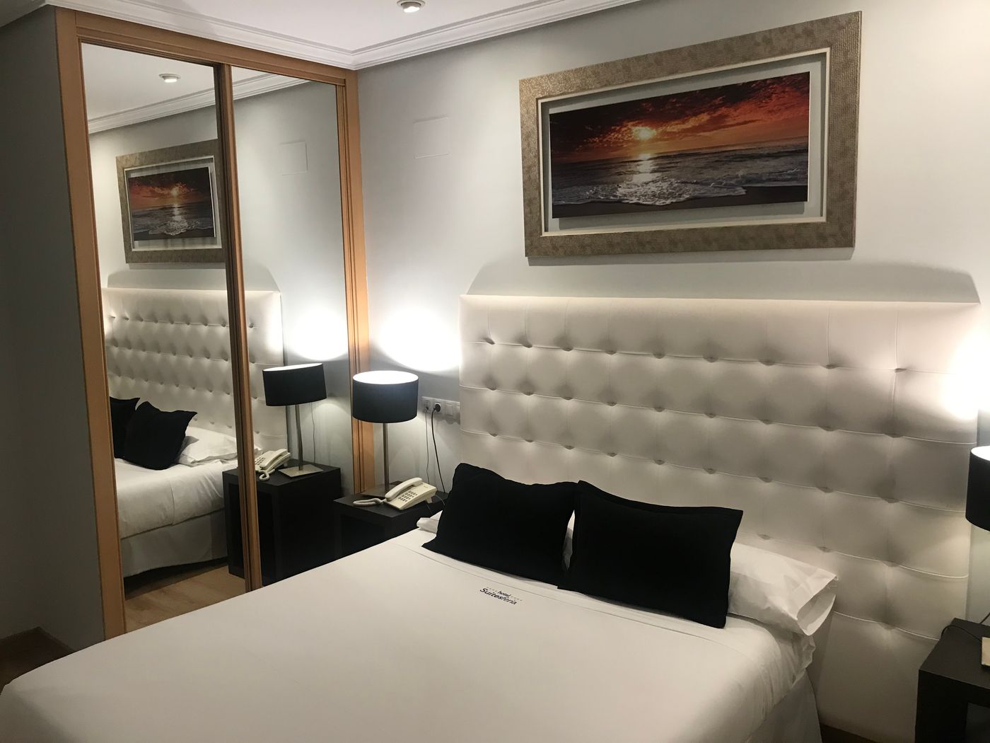 Hotel-Suites-Feria-de-Madrid-Room-17