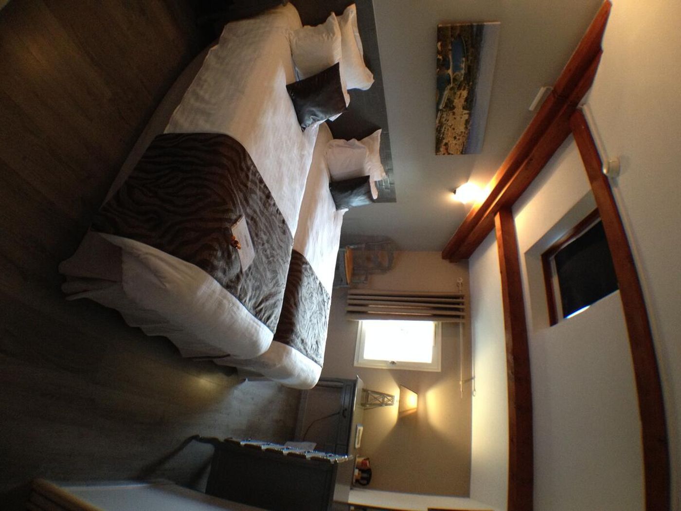 La Ferme-France-AVIGNON-Room-10