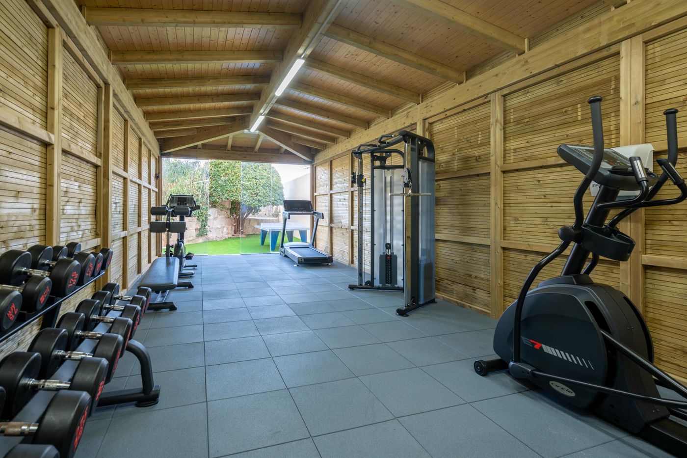 17.02.26 THB Maria Isabel