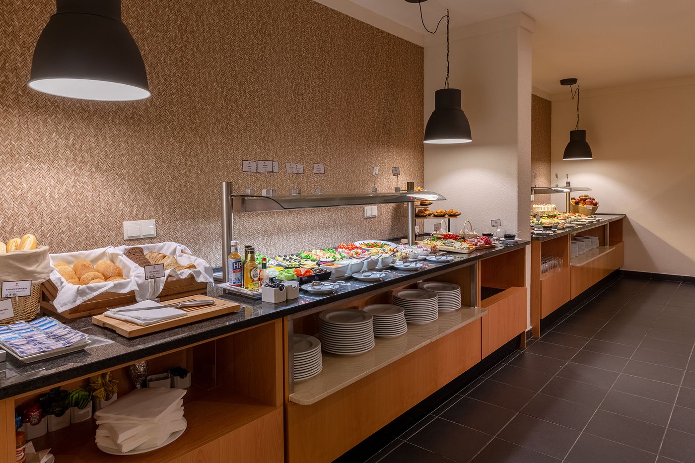 Solaqua-Apartments-Restaurant-36