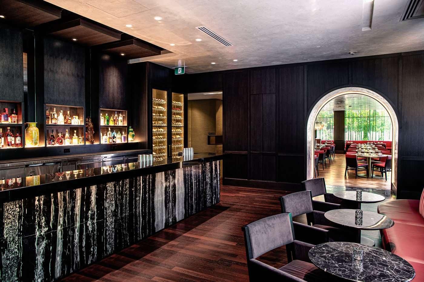 Shangri-La-Vancouver-Bar-17